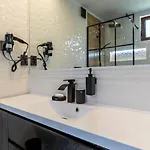 Alojamento de Turismo Selvagem Plaza Jacuzzi Sauna