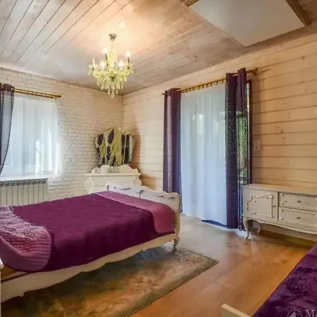 Plaza Jacuzzi Sauna *