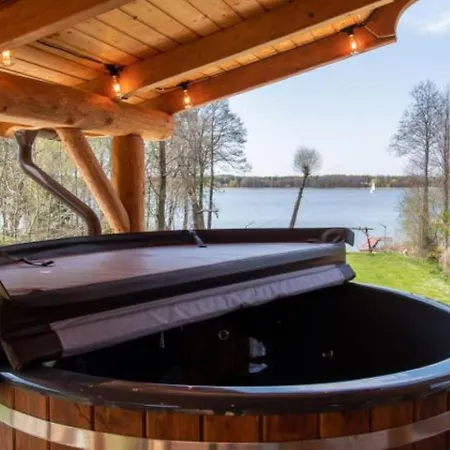 Plaza Jacuzzi Sauna * Skorupki