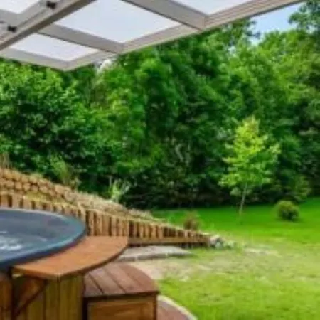 Plaza Jacuzzi Sauna * Skorupki