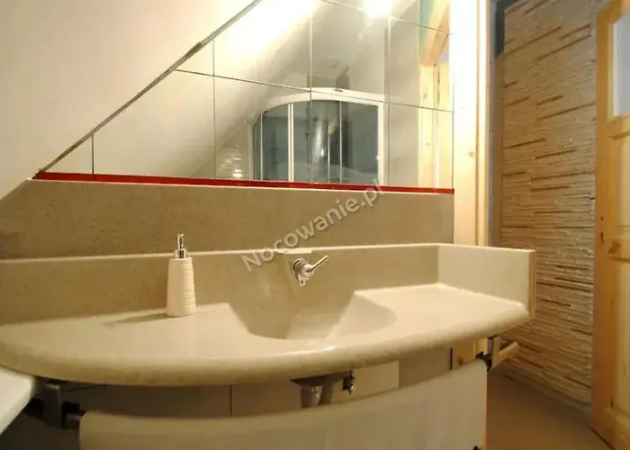 Plaza Jacuzzi Sauna *